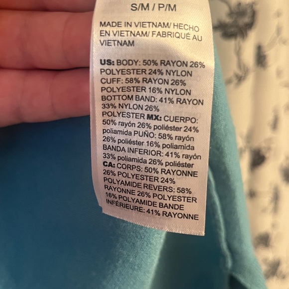 Chico's Women's Colorblock Teal and Light Blue Open Cardigan Sweater - Picture 5 of 6